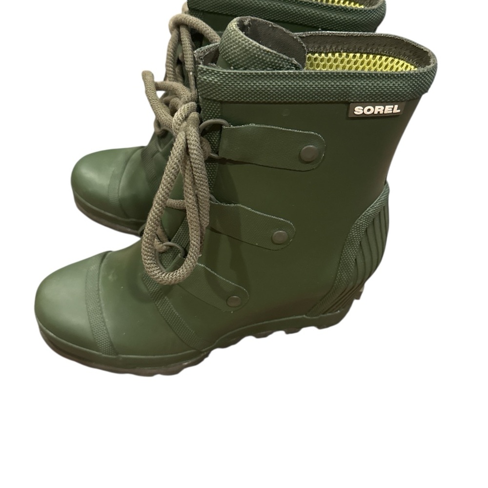 Sorel Stylish Green Women's Boots - Picture 2 of 6